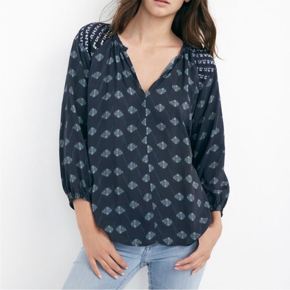 Velvet By Graham & Spencer Indian Challis Top. - Picture 2 of 7